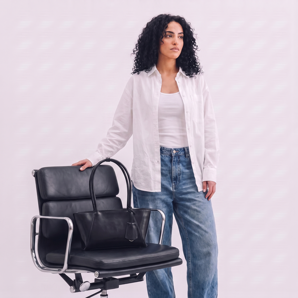 COLETTE – Ebony