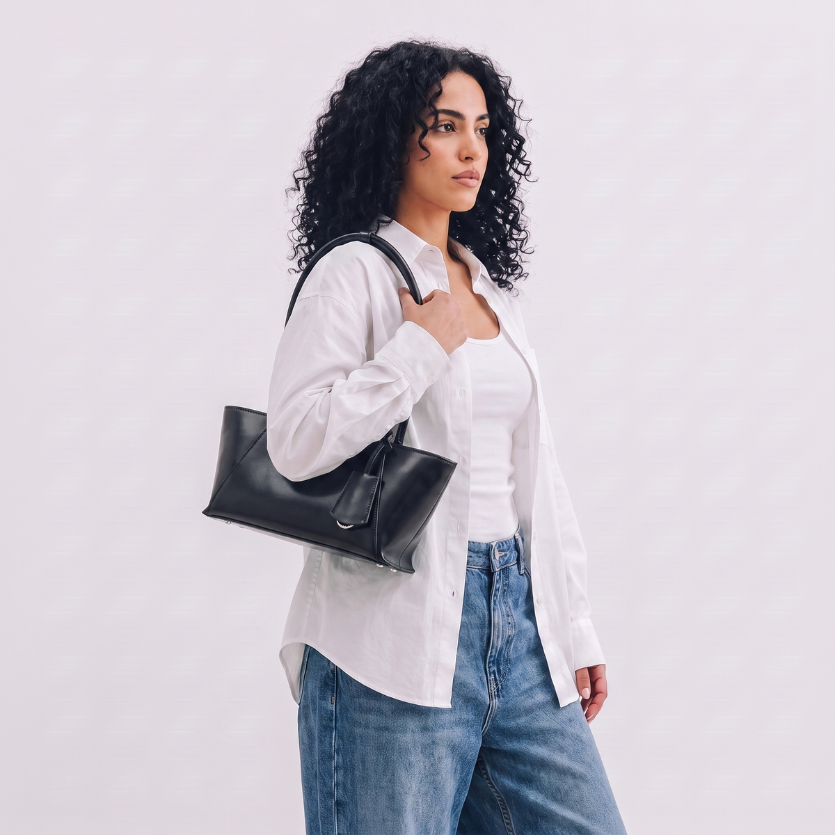 COLETTE – Ebony